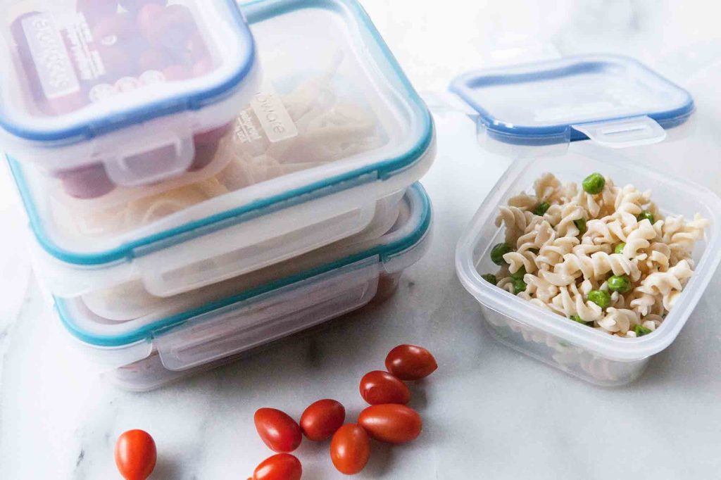 آیا ظروف نگهدارنده غذا پلاستیکی “ایمن” هستند؟