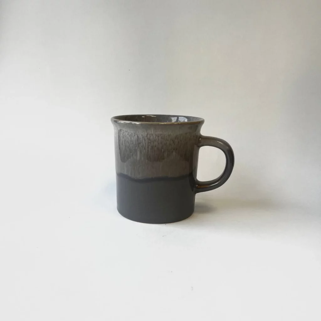 ماگ دورنگ جنس سرامیکی