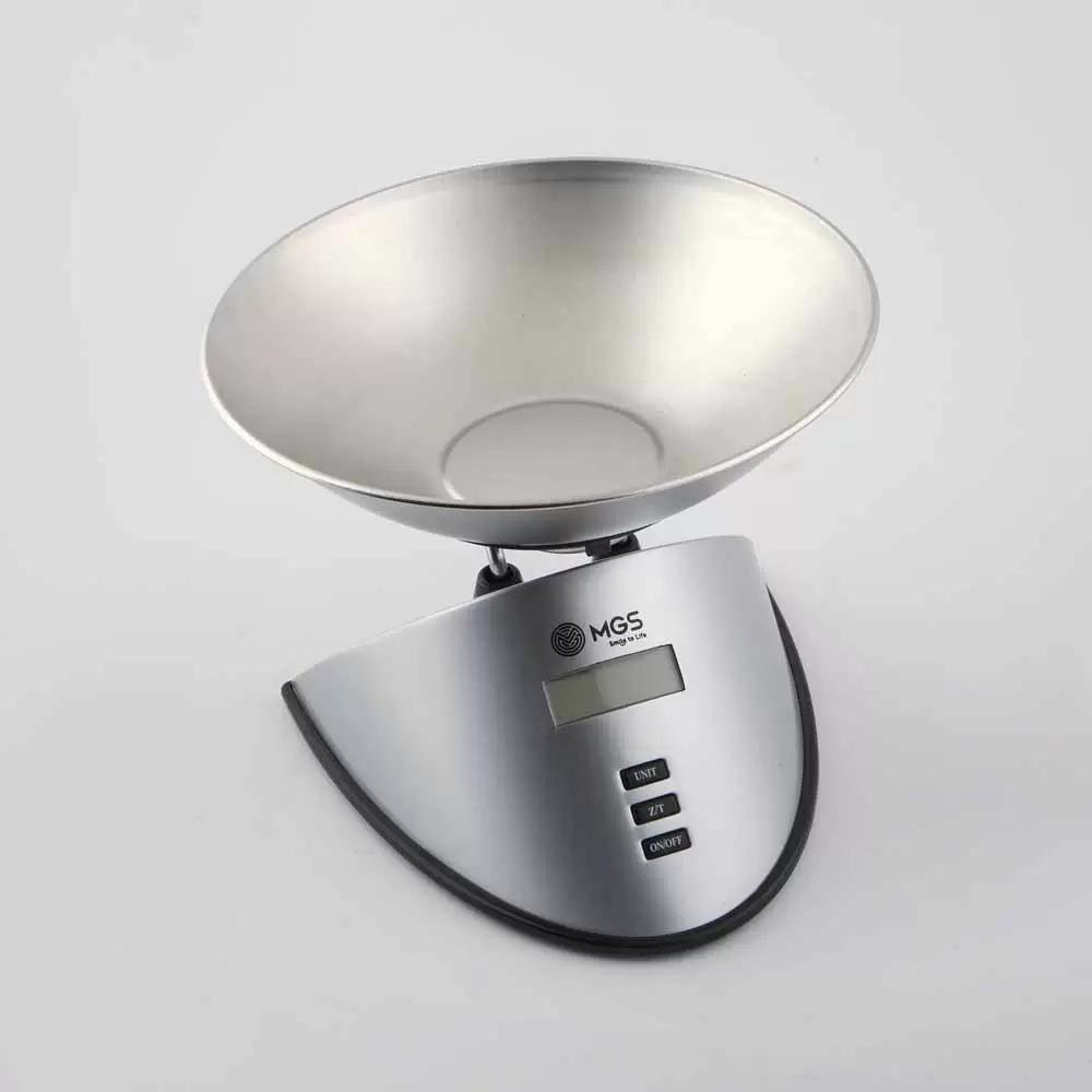 ترازو دیجیتال رنگ نقره ای