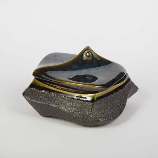 شکلات خوری رنگ مشکی طرح سنگی