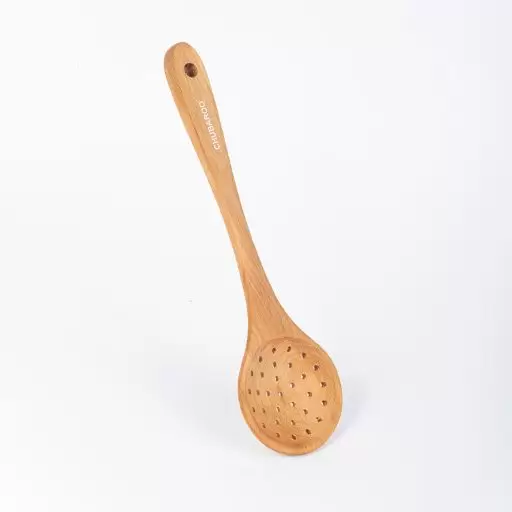 کفگیر مدل سوراخ دار جنس چوبی