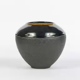 گلدان مدل خمره ای دور طلایی