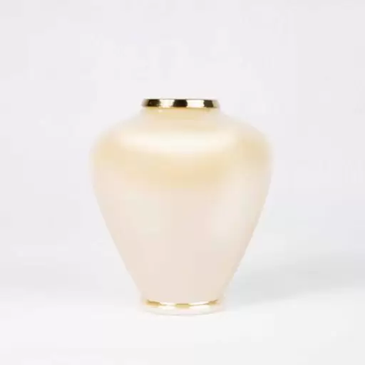 گلدان سنگی بزرگ (نمای رو به رو)