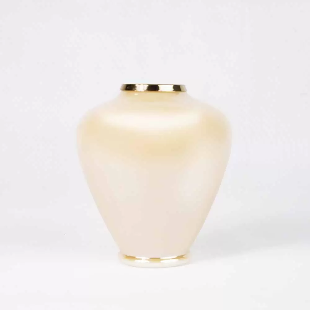 گلدان سنگی بزرگ (نمای رو به رو)