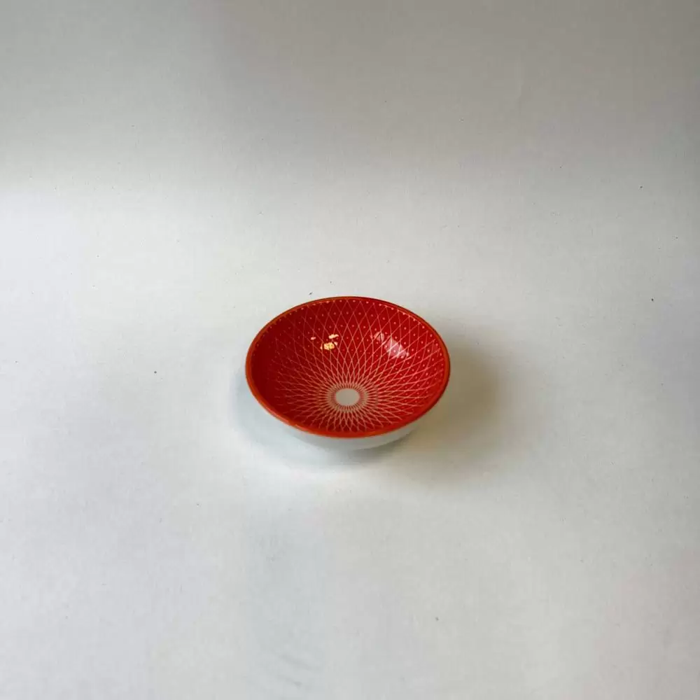 سس خوری کوچک گرد طرح سنتی رنگ قرمز