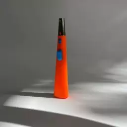 فندک مدل هرمی رنگ نارنجی