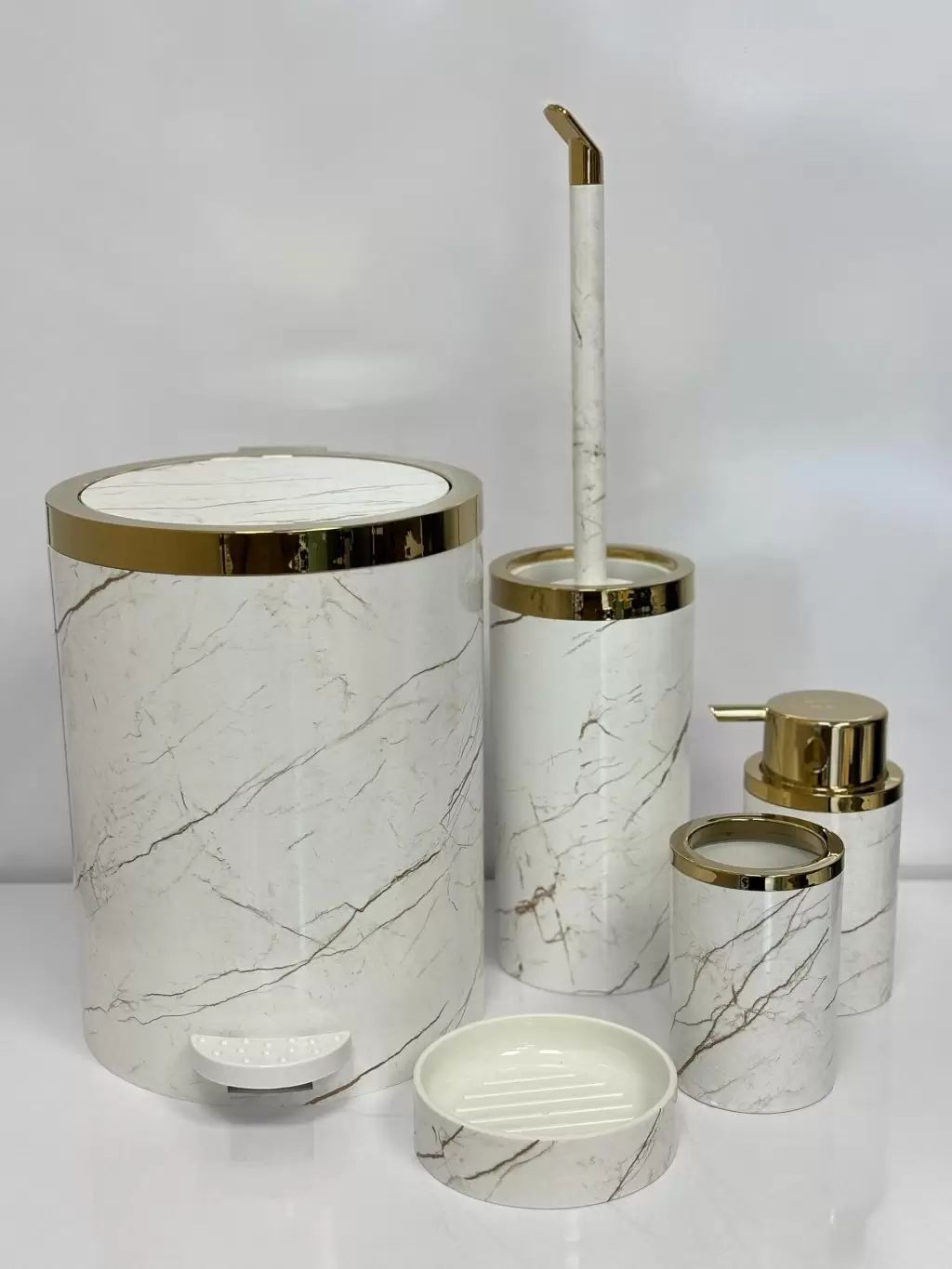 سرویس 5 پارچه مدل روشا ماربل سفید طلایی - هارمونی