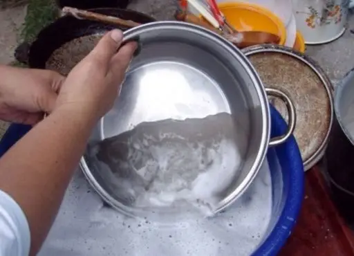 نحوه سفید کردن قابلمه روحی